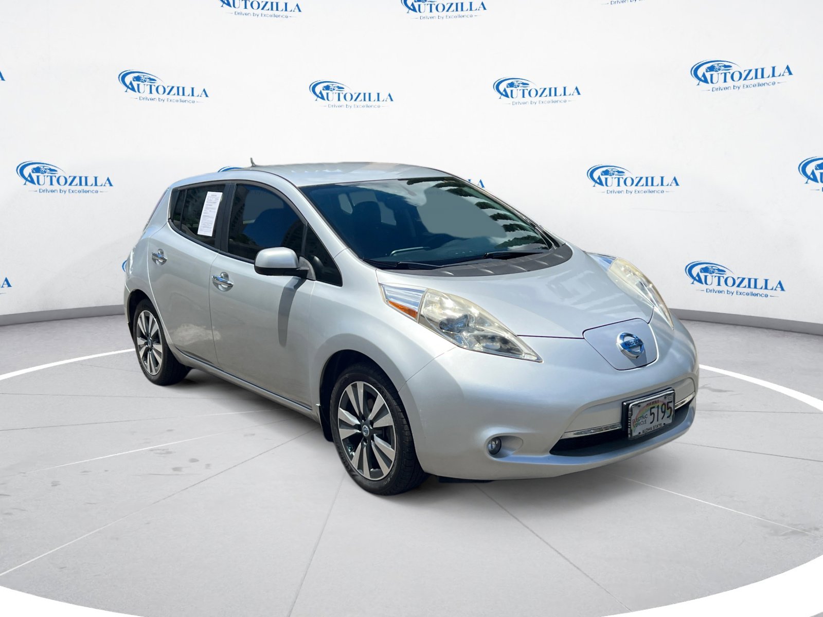 Used 2013 Nissan Leaf SL w/ Premium Pkg image 7
