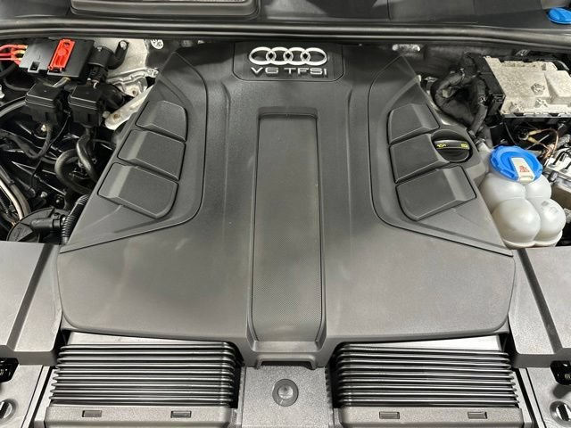 Used 2017 Audi Q7 3.0T Premium Plus AWD/4WD image 9