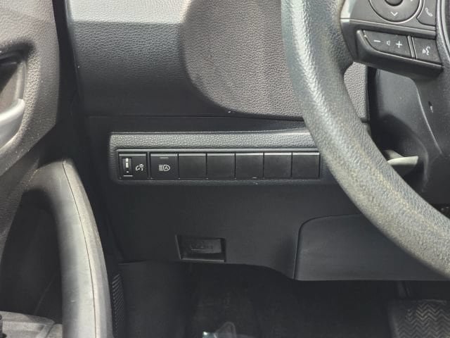 Used 2021 Toyota Corolla LE FWD image 19