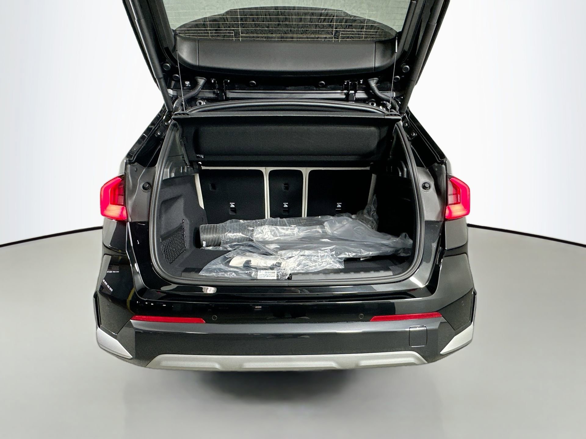 New 2026 BMW X1 xDrive28i w/ Technology Package image 25