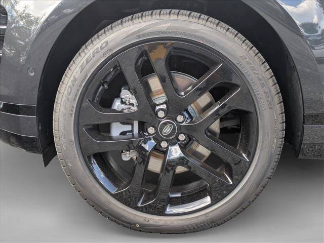 New 2026 Land Rover Range Rover Evoque Hoxton AWD/4WD image 10