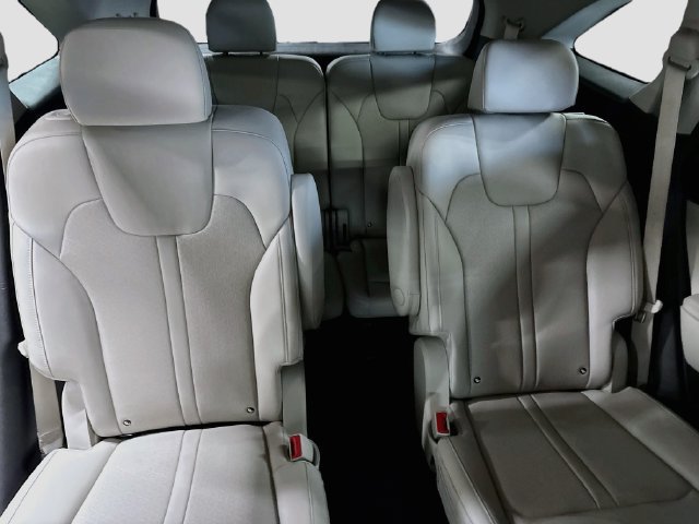 Certified 2021 Kia Sorento S FWD image 23