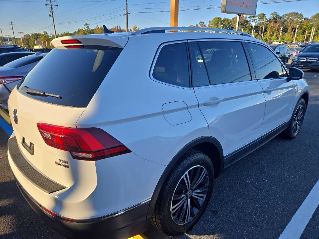 Used 2018 Volkswagen Tiguan SEL image 5
