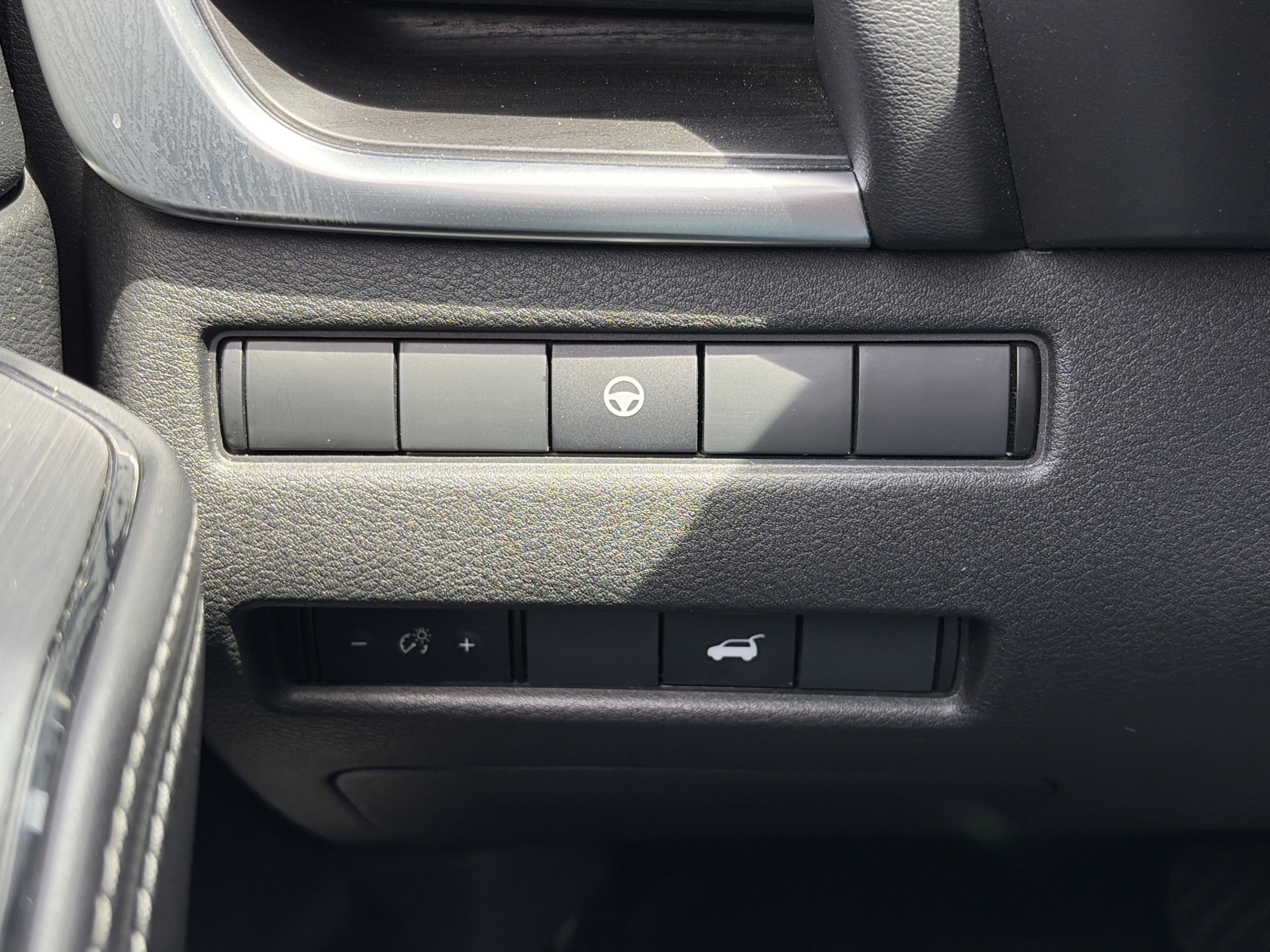 Used 2021 Nissan Rogue SL w/ Premium Package AWD/4WD image 23