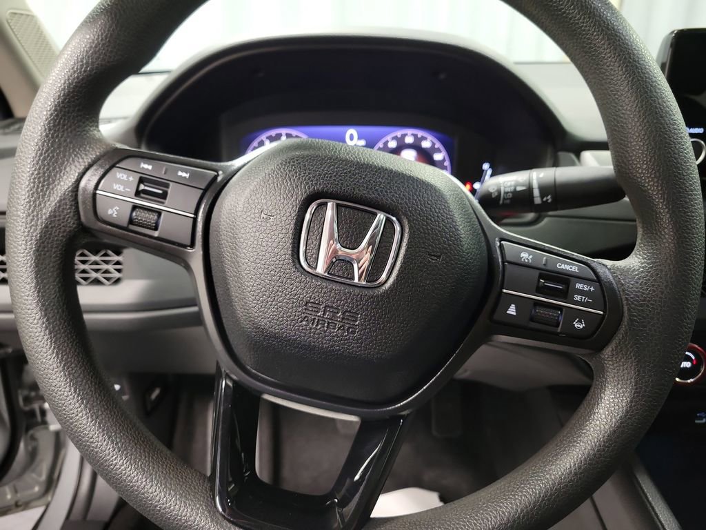 Used 2024 Honda Accord EX image 19