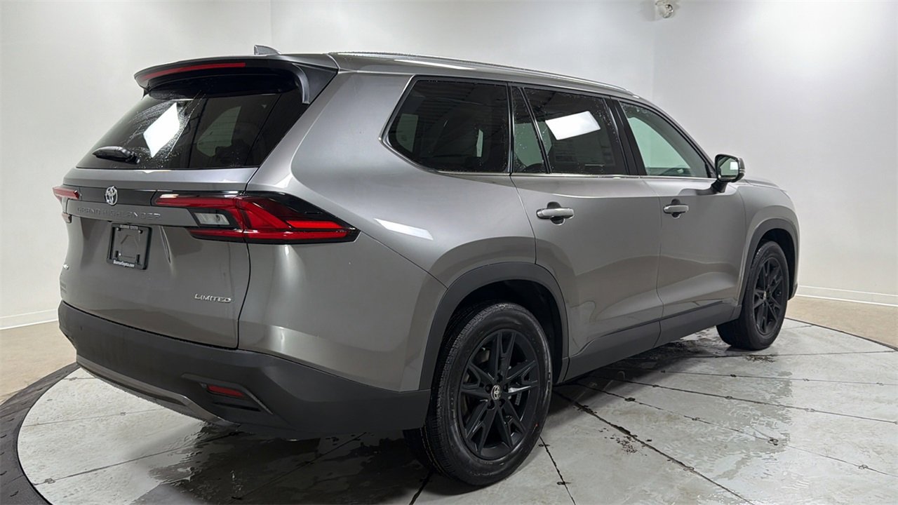 New 2026 Toyota Grand Highlander Limited image 5