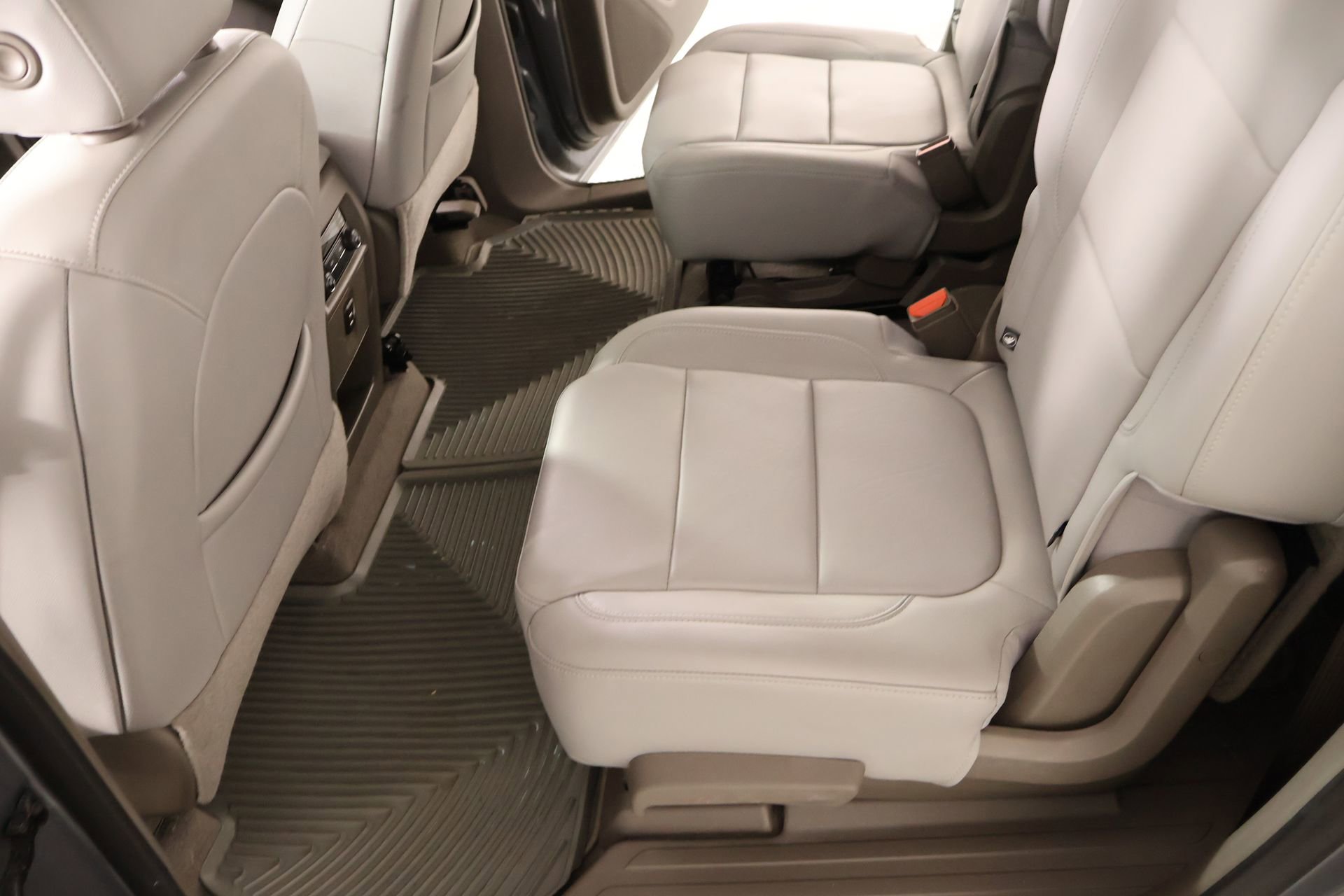 Used 2021 Chevrolet Traverse LT w/ LPO, Cargo Package image 12