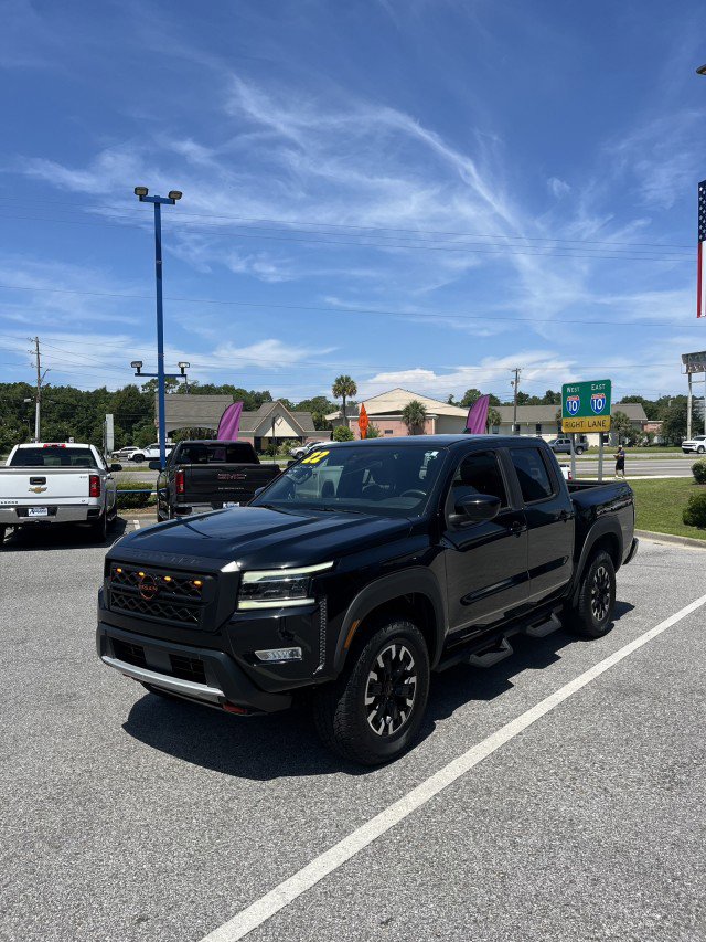 Used 2022 Nissan Frontier PRO-4X w/ Off-Road Protection Package image 7