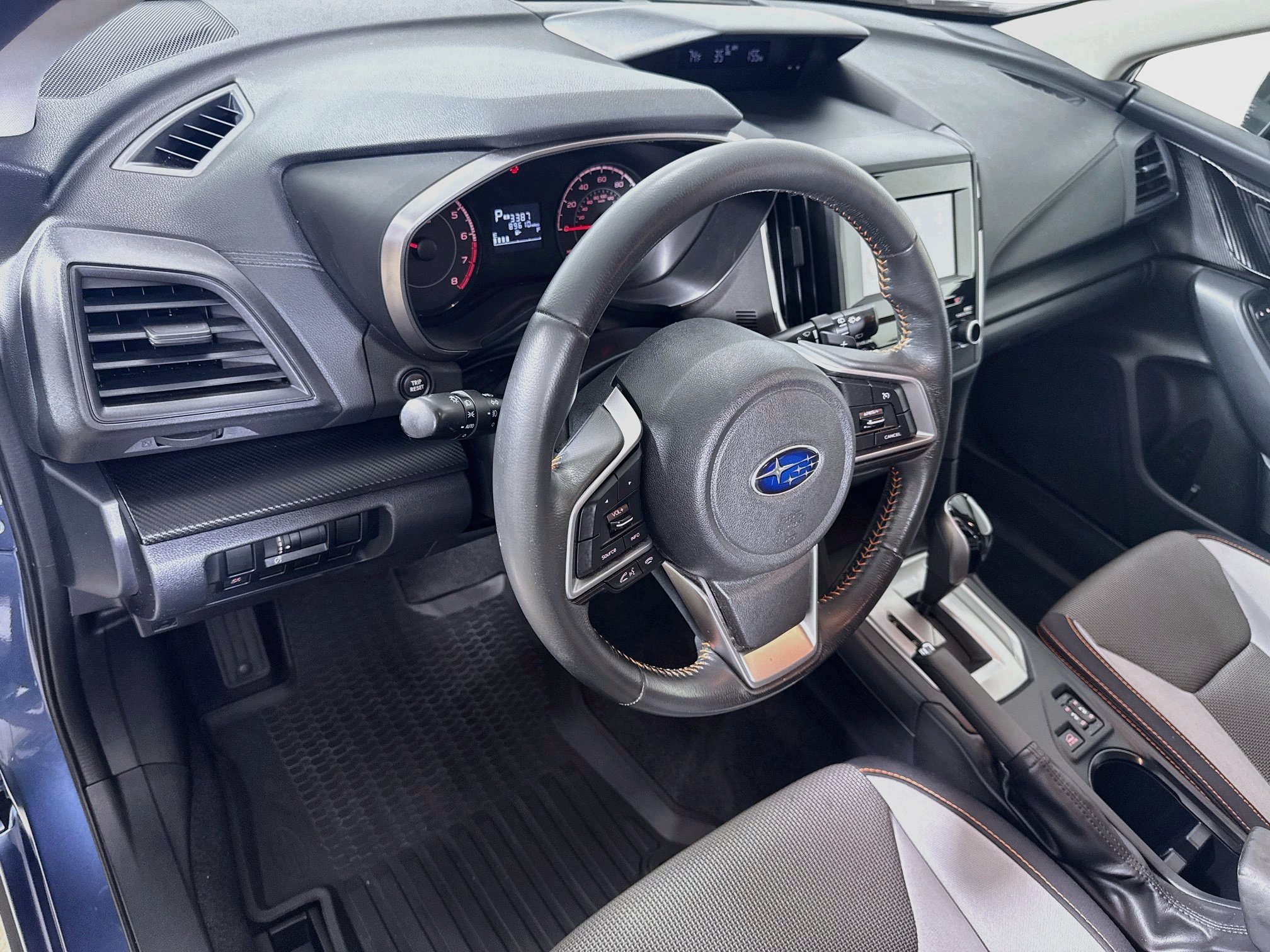 Used 2019 Subaru Crosstrek 2.0i Premium AWD/4WD image 9