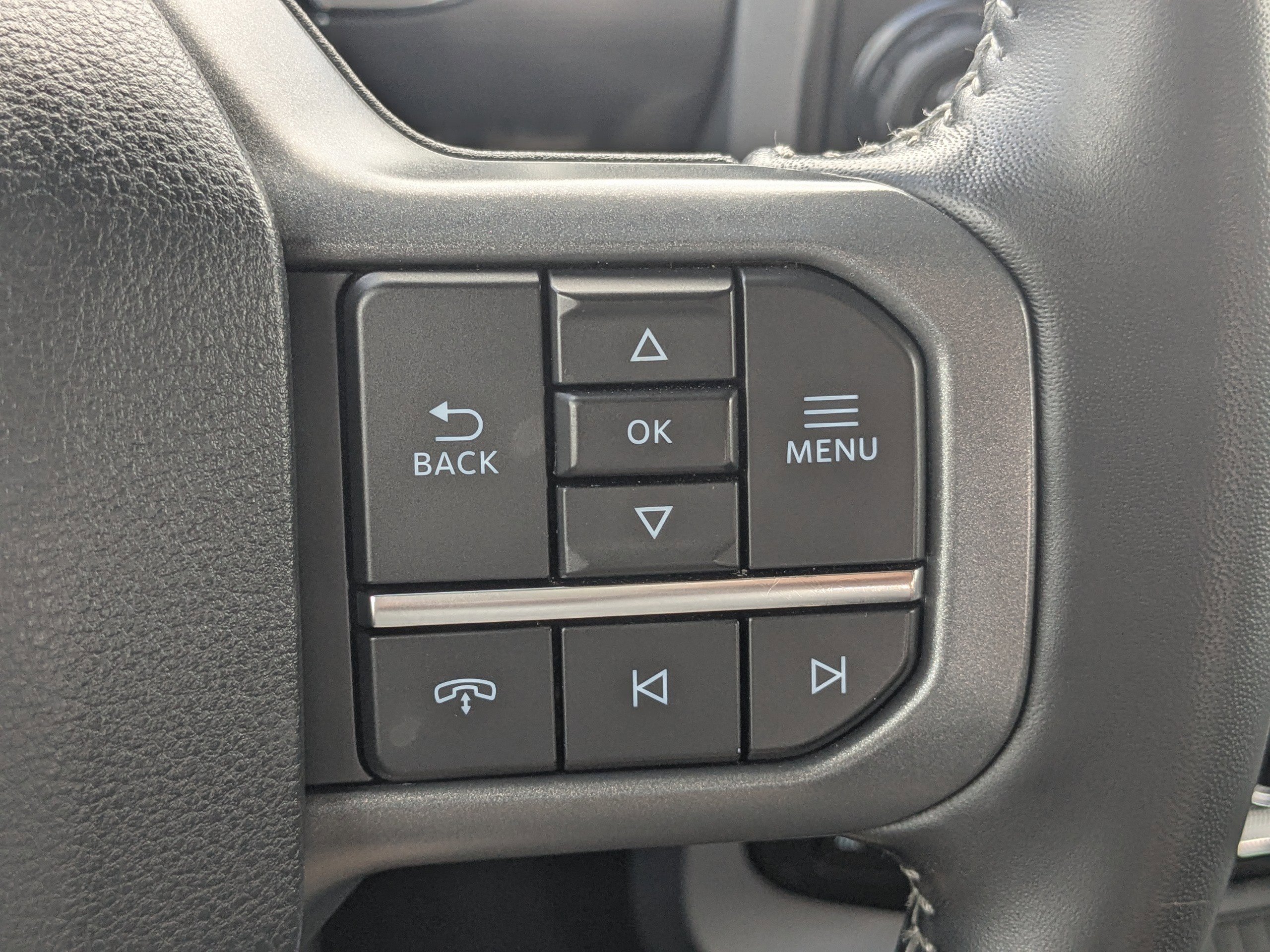 Used 2023 Ford F150 Lariat w/ Equipment Group 502A High image 28