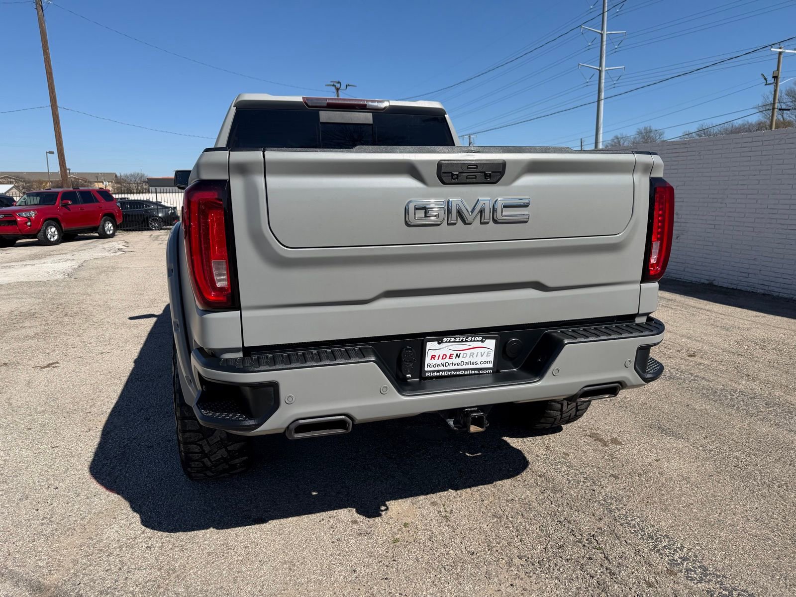 Used 2020 GMC Sierra 1500 SLT w/ SLT Premium Plus Package AWD/4WD image 5