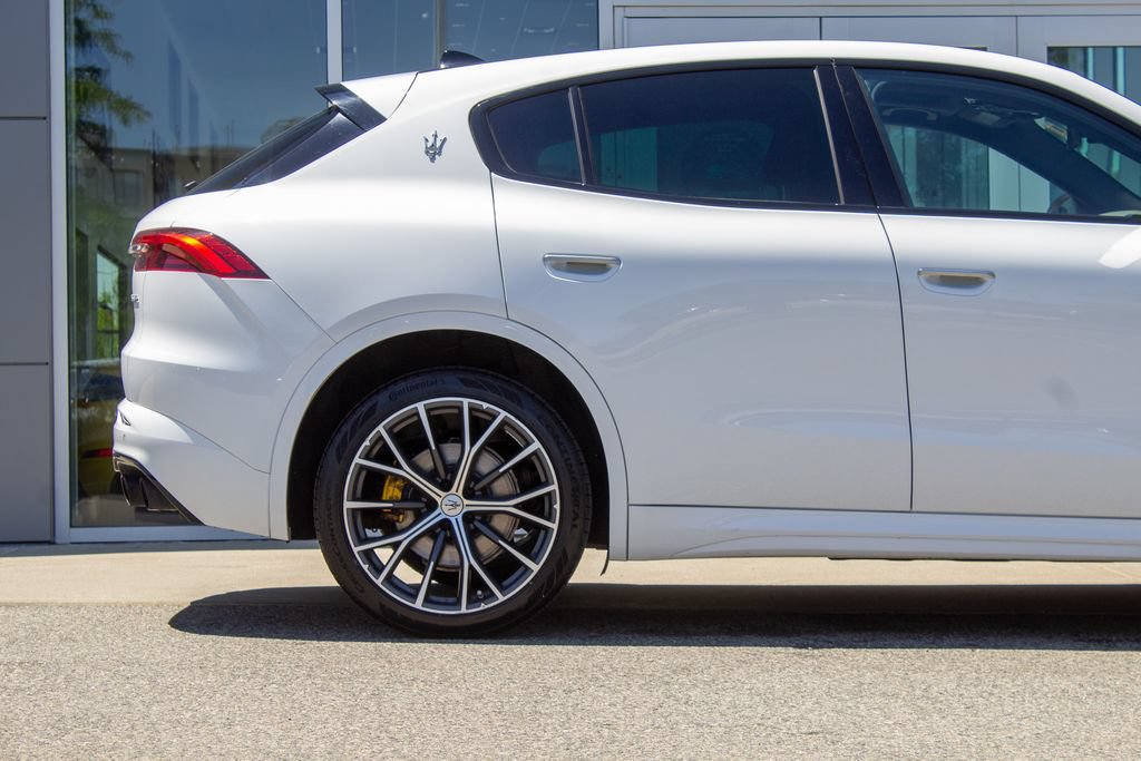 Used 2023 Maserati Grecale GT AWD/4WD image 6