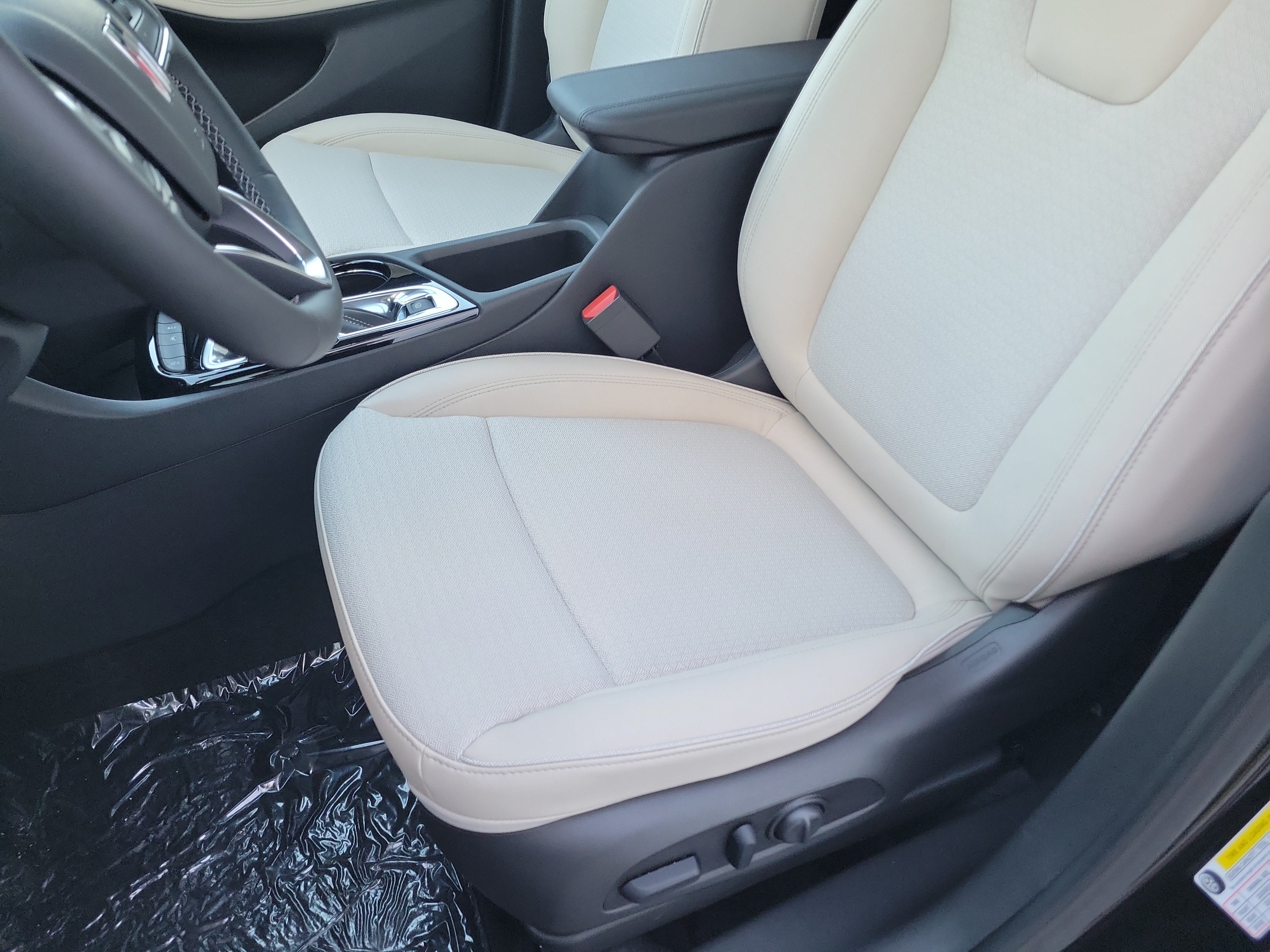 New 2026 Buick Encore GX Preferred w/ Comfort Package FWD image 21