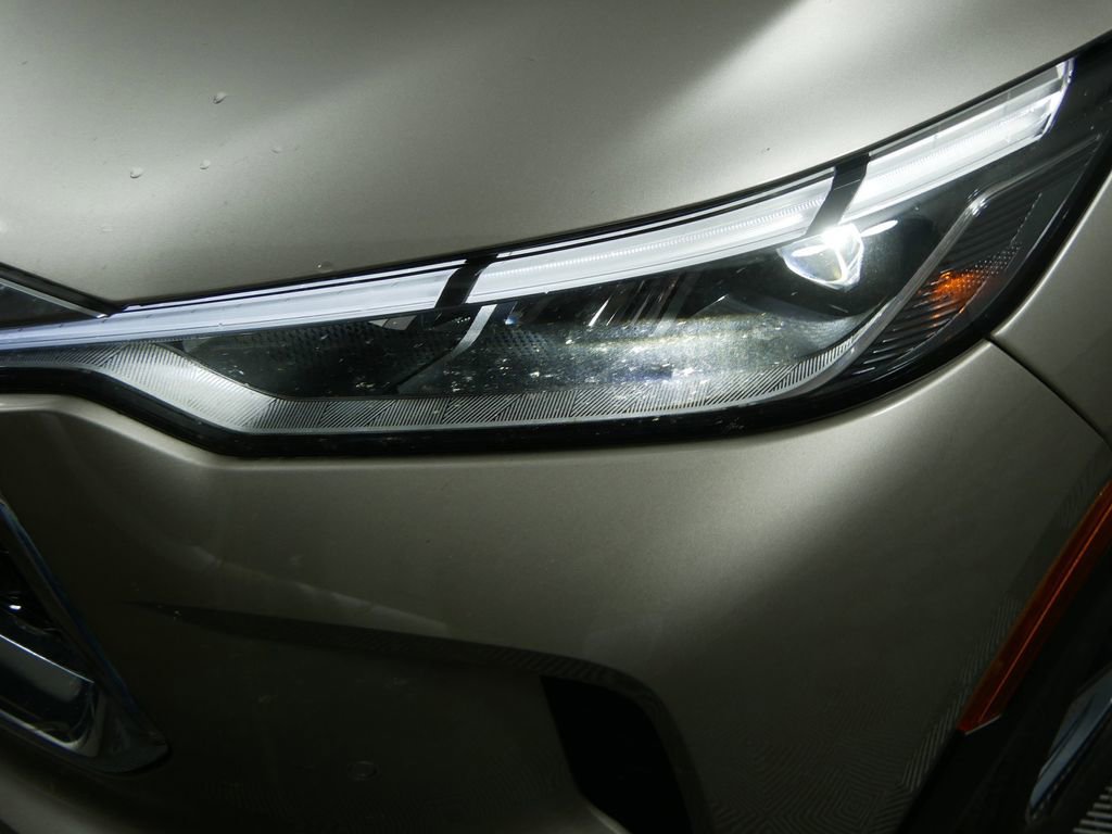 Used 2024 INFINITI QX60 Sensory image 9