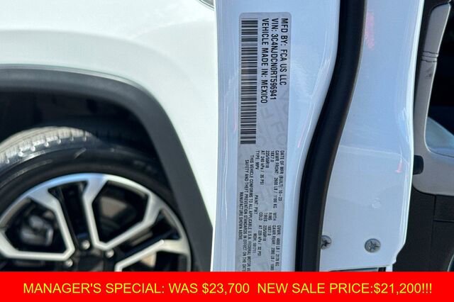 Used 2024 Jeep Compass Limited image 25
