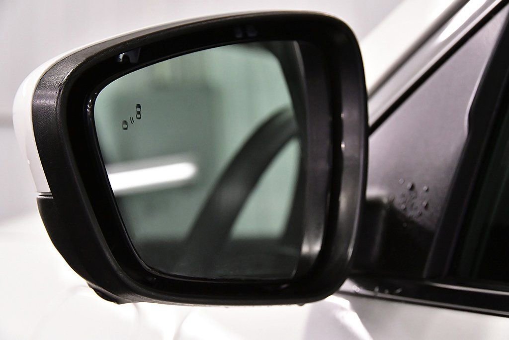 New 2025 Ford Escape SE w/ PHEV Premium Package image 13