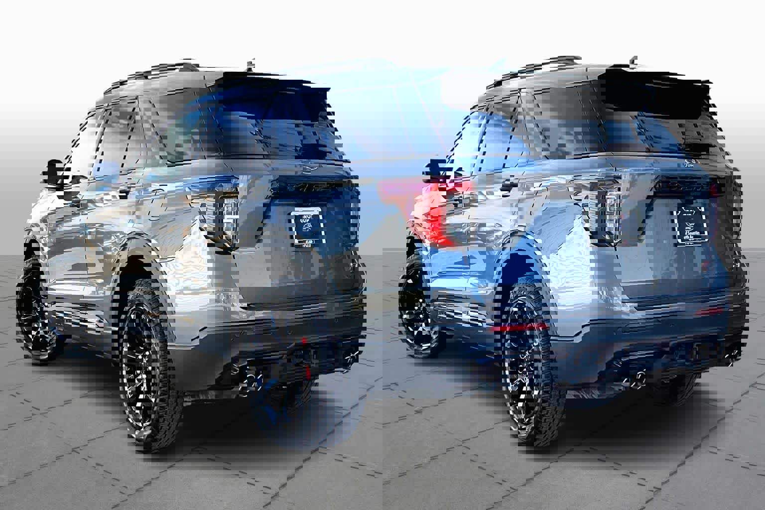 Used 2023 Ford Explorer ST w/ Equipment Group 401A image 11