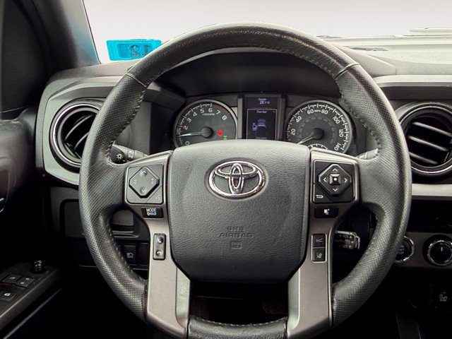 Used 2019 Toyota Tacoma TRD Sport w/ Technology Package image 14