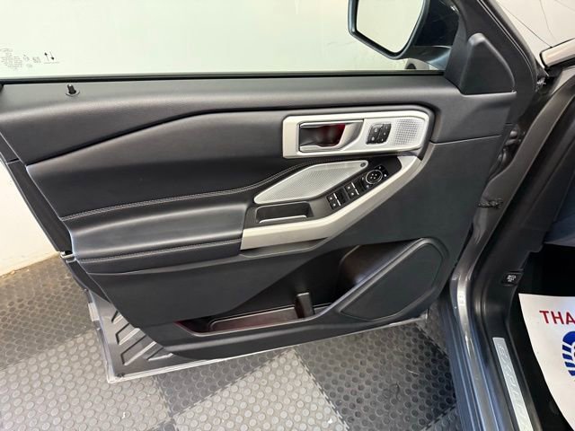 Used 2023 Ford Explorer Limited w/ Limited Technology Package image 24
