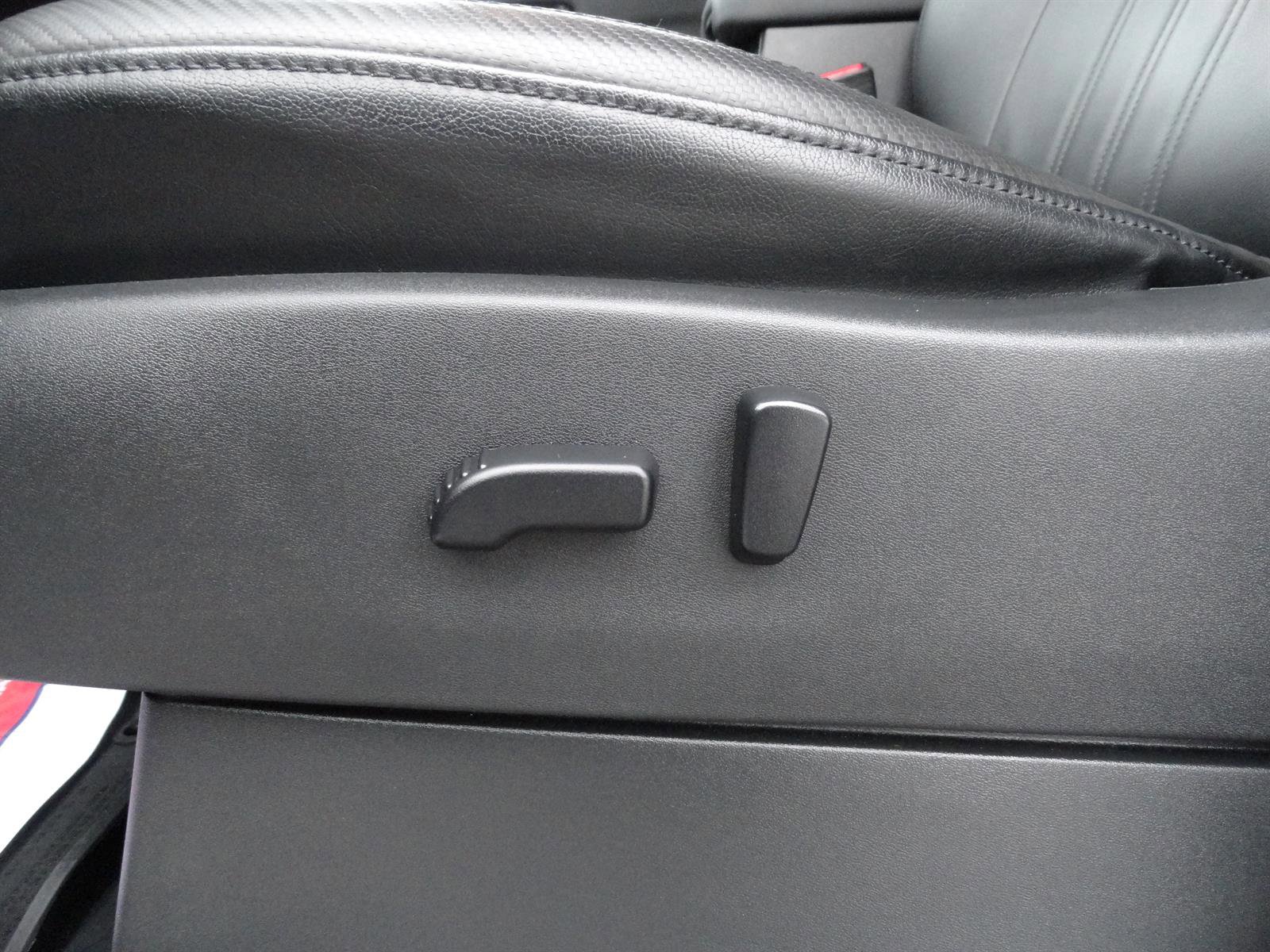 Used 2022 Nissan Frontier PRO-4X w/ Pro-4X Premium Package image 12