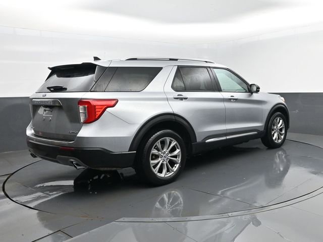 Used 2023 Ford Explorer Limited w/ Equipment Group 301A AWD/4WD image 25