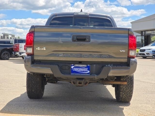 Used 2021 Toyota Tacoma SR AWD/4WD image 28