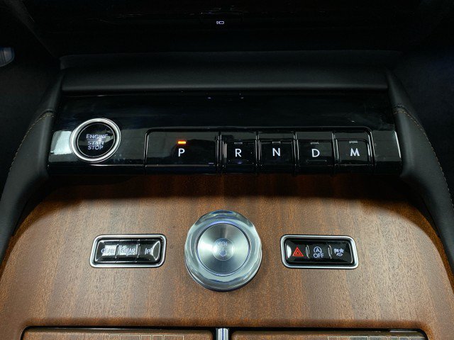 New 2026 Lincoln Navigator L Black Label AWD/4WD image 27