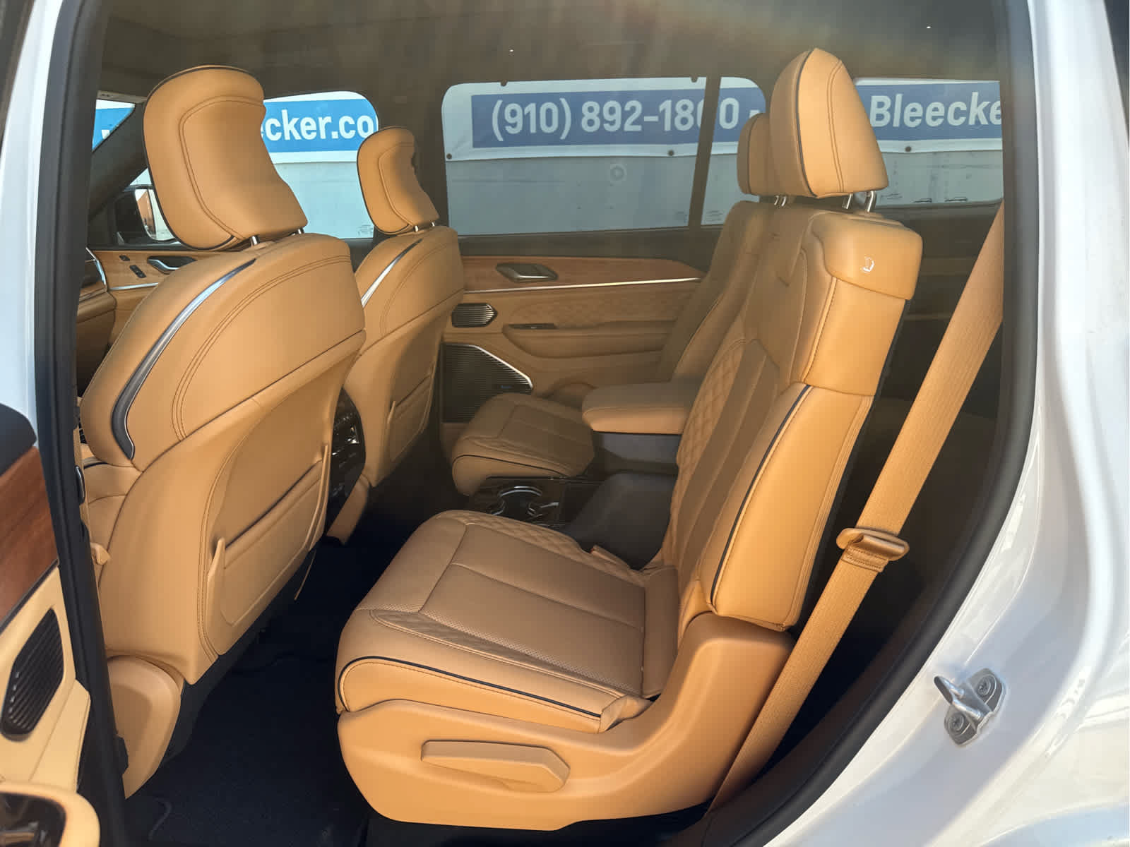 Used 2025 Jeep Grand Cherokee L Summit AWD/4WD image 38