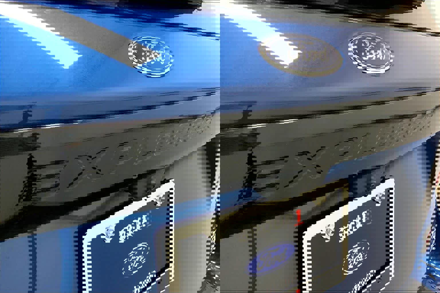 Used 2020 Ford Explorer ST w/ Premium Technology Package image 27