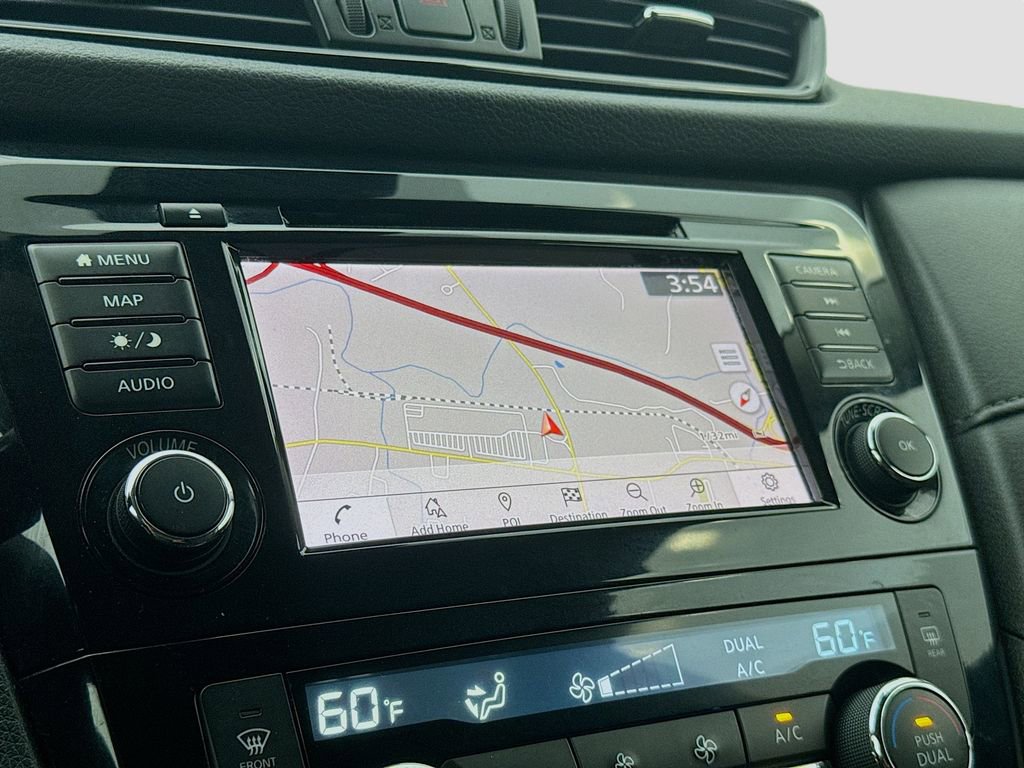 Used 2019 Nissan Rogue SV w/ Sun & Sound Touring Package AWD/4WD image 15