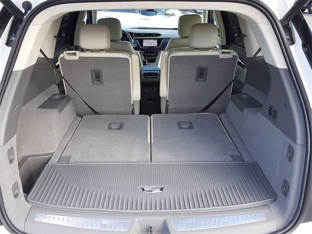 Used 2024 Cadillac XT6 Premium Luxury w/ Technology Package image 27