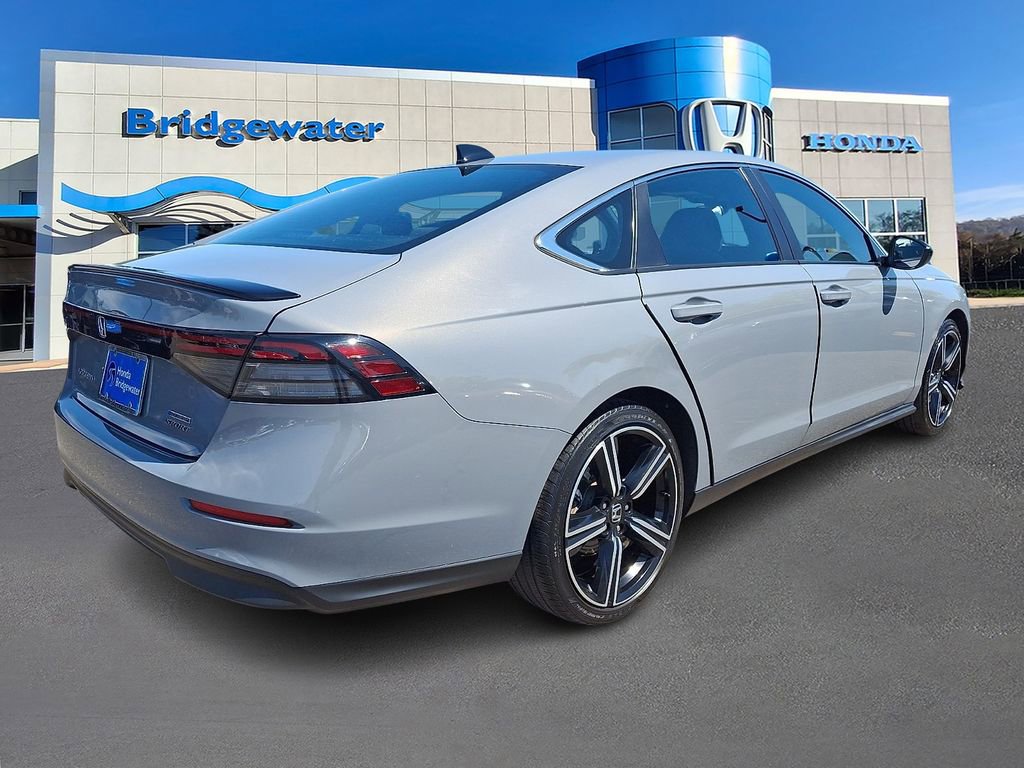 Used 2023 Honda Accord Sport image 6
