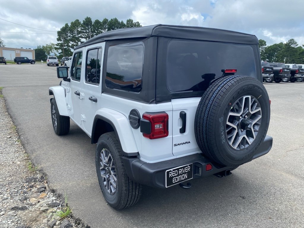 New 2025 Jeep Wrangler Sahara image 7