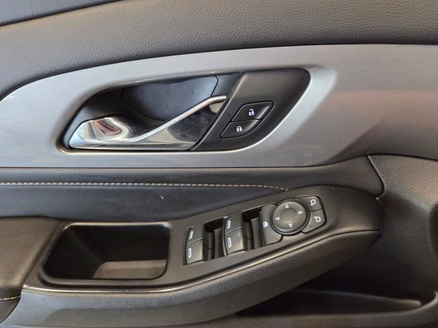 Used 2019 Chevrolet Traverse LT image 28