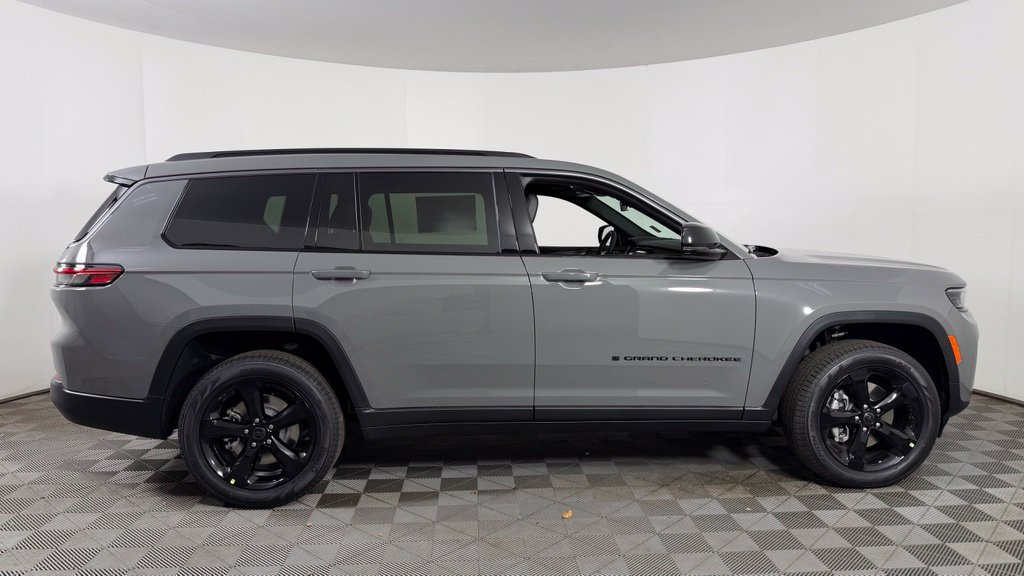 New 2027 Jeep Grand Cherokee L Limited AWD/4WD image 8