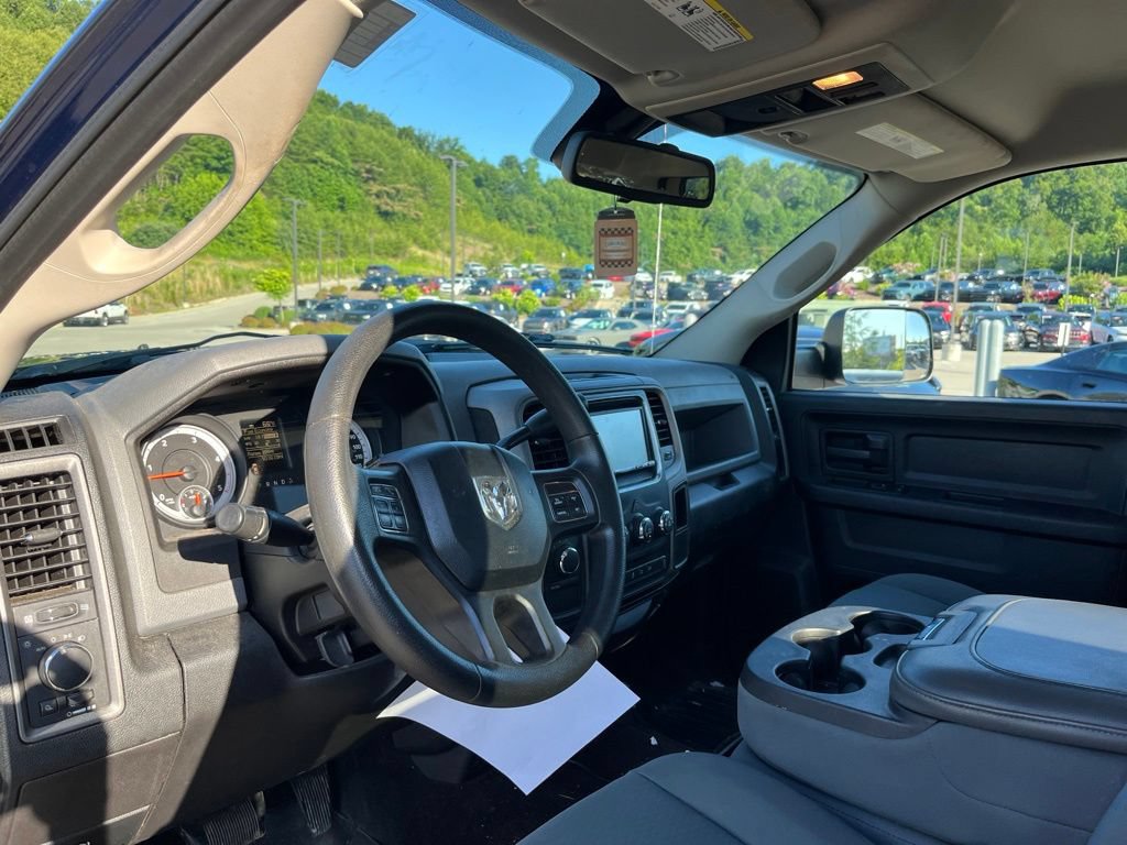 Used 2013 RAM 2500 Tradesman w/ Chrome Appearance Group AWD/4WD image 6