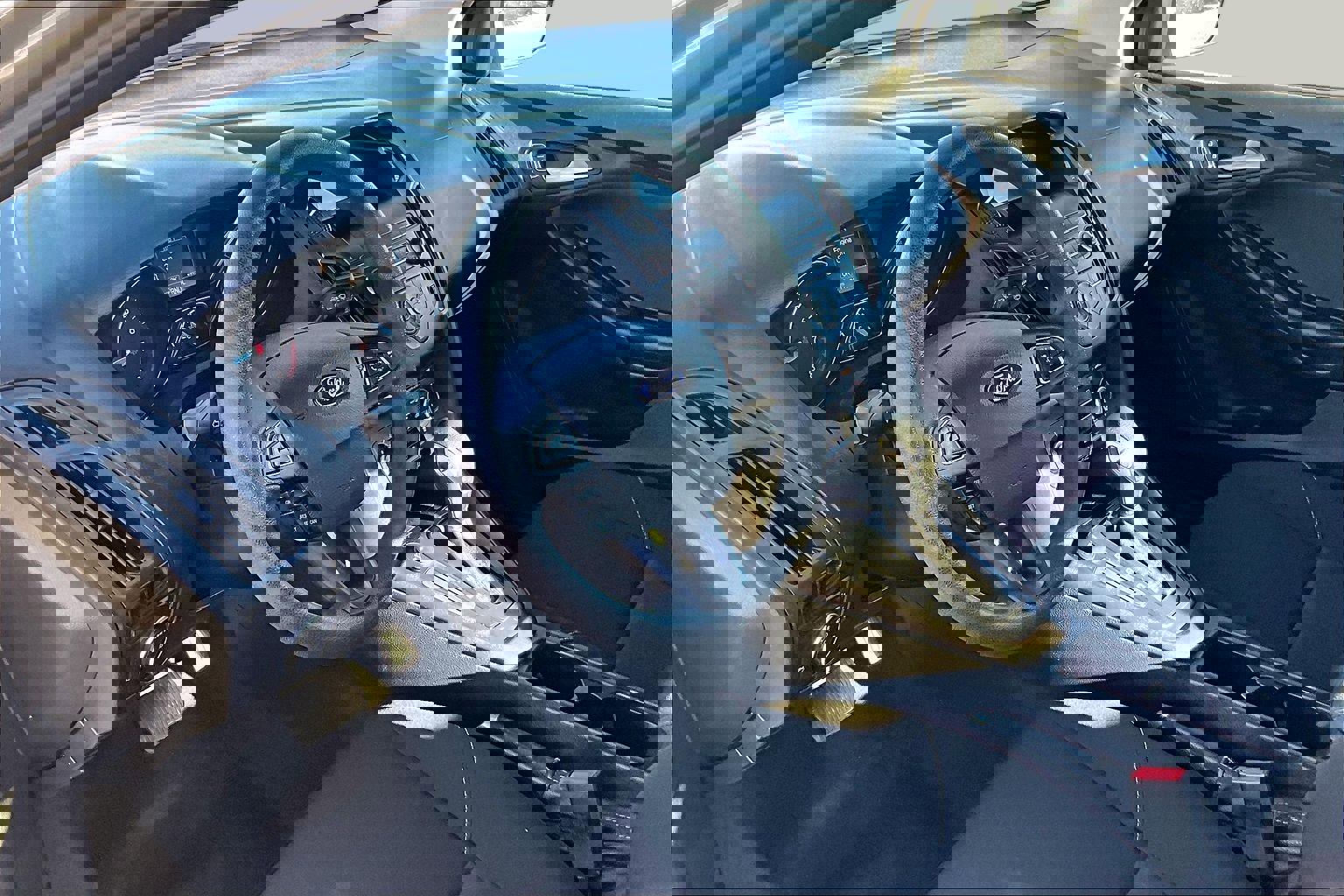 Used 2018 Ford Focus SE image 12