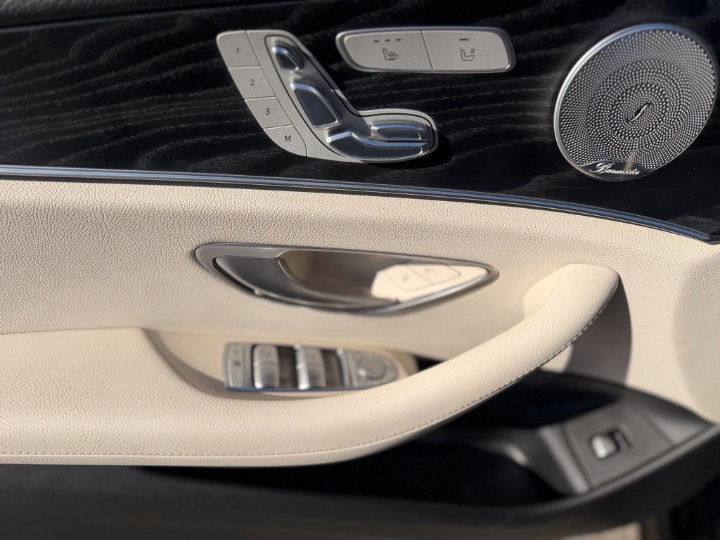 Used 2017 Mercedes-Benz E 300 4MATIC image 21