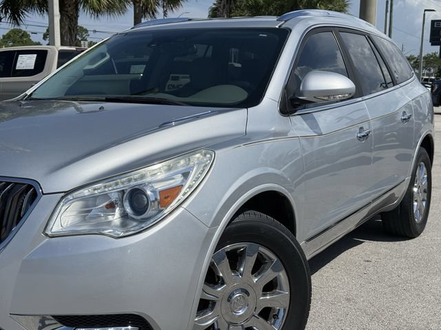 Used 2017 Buick Enclave Leather FWD image 5
