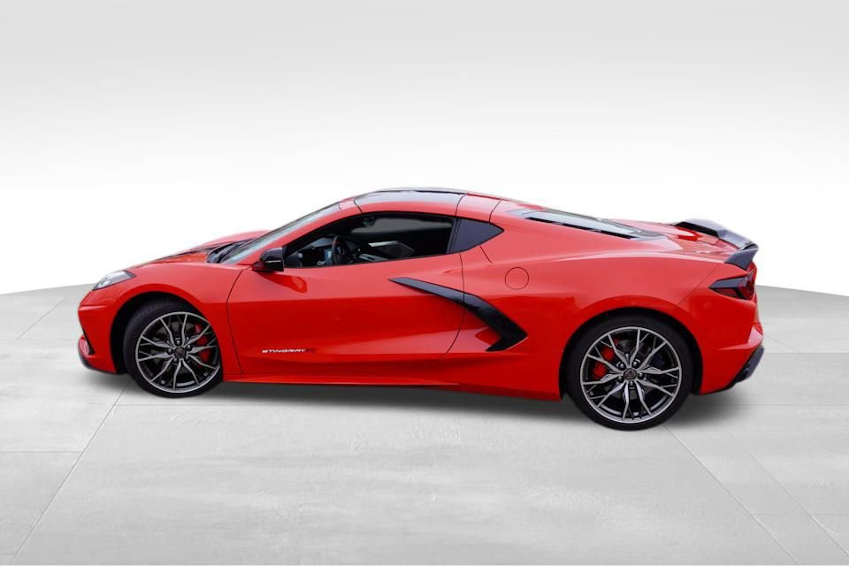 Used 2024 Chevrolet Corvette Stingray Premium Cpe w/ Z51 Performance Package image 9