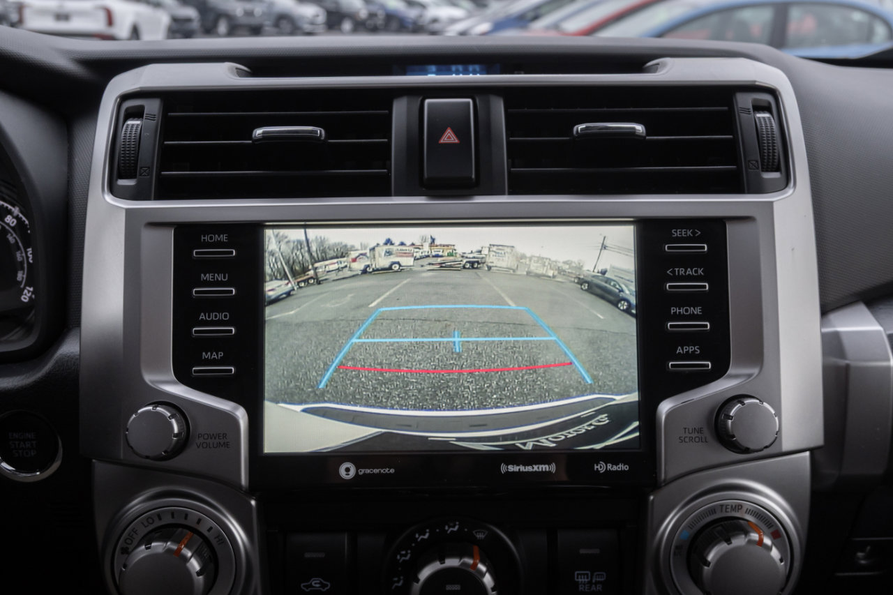 Used 2022 Toyota 4Runner SR5 Premium image 24