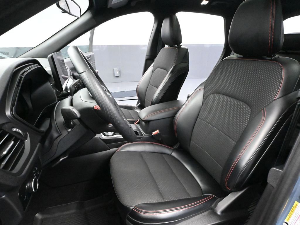 Used 2024 Ford Escape ST-Line w/ Tech Pack #1 image 24
