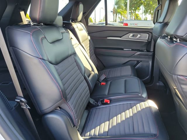 Used 2025 Ford Explorer ST-Line w/ Premium Package image 19