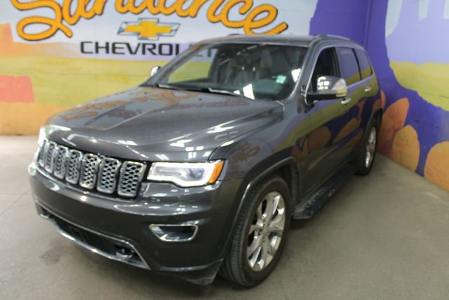 Used 2019 Jeep Grand Cherokee Overland w/ Jeep Active Safety Group AWD/4WD image 4