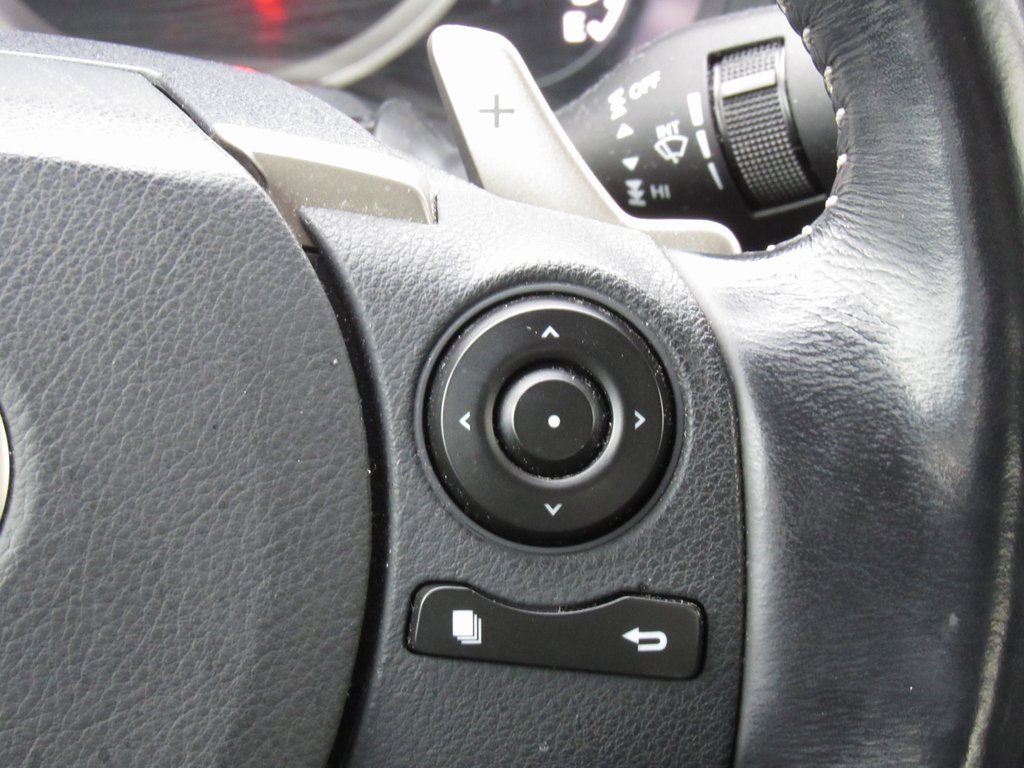 Used 2016 Lexus IS 300 AWD image 25