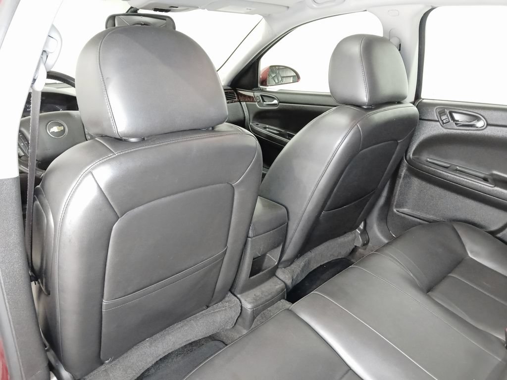 Used 2013 Chevrolet Impala LTZ FWD image 14