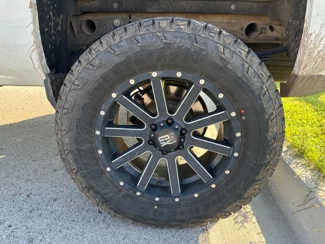 Used 2015 Chevrolet Silverado 1500 LT w/ All Star Edition AWD/4WD image 9