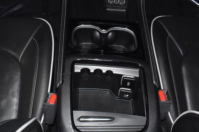 Certified 2025 Chrysler Pacifica Limited image 21