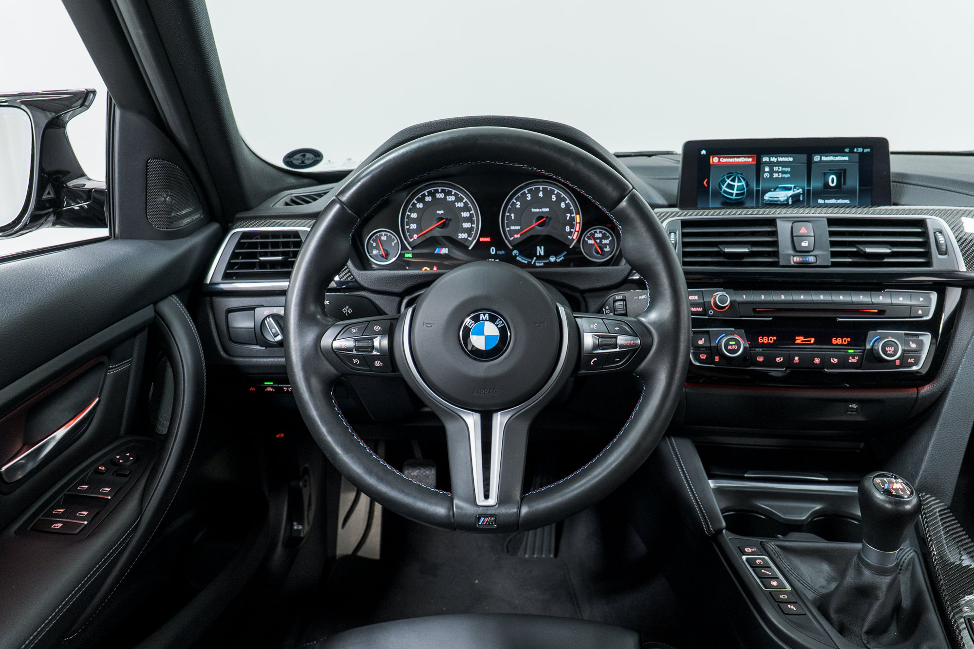 Used 2018 BMW M3 RWD image 18