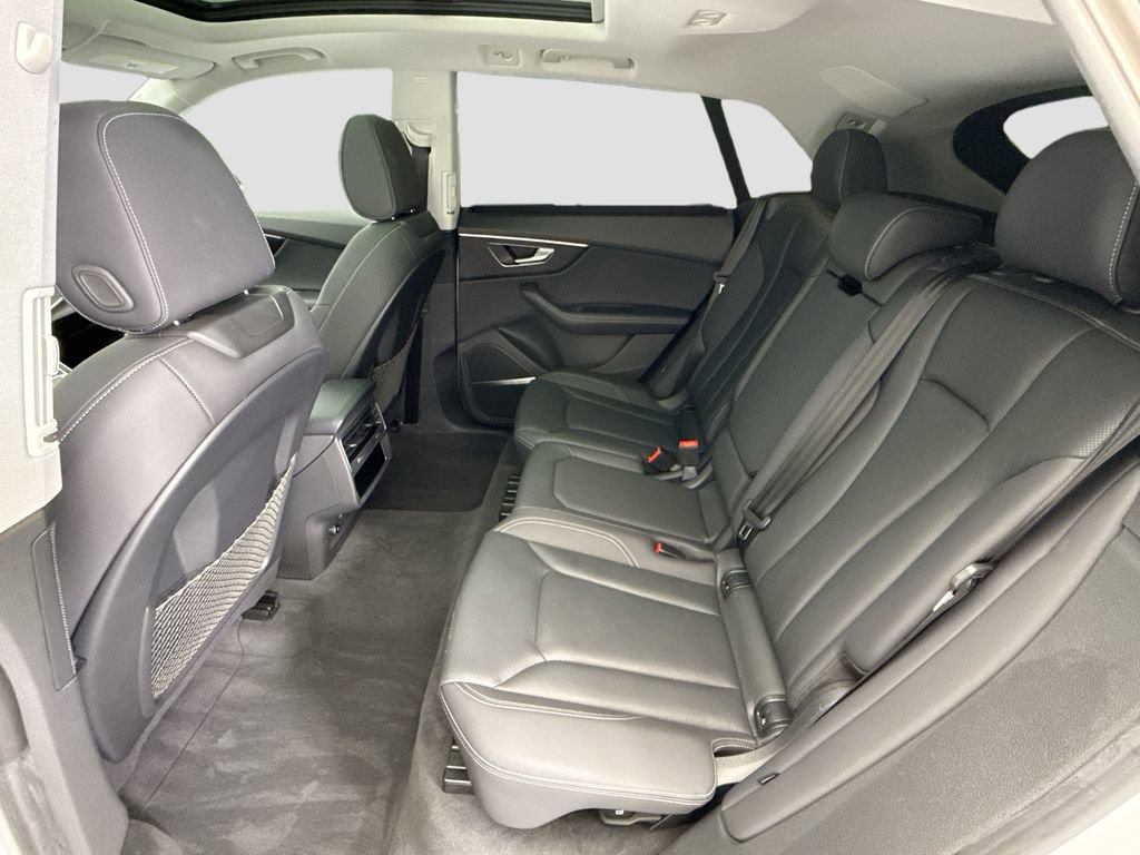 Used 2023 Audi Q8 Premium Plus image 20